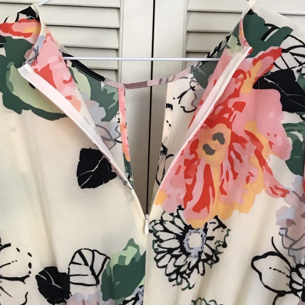 *SOLD* Goodnight Macaroon floral print mini dress - Picture 3 of 8